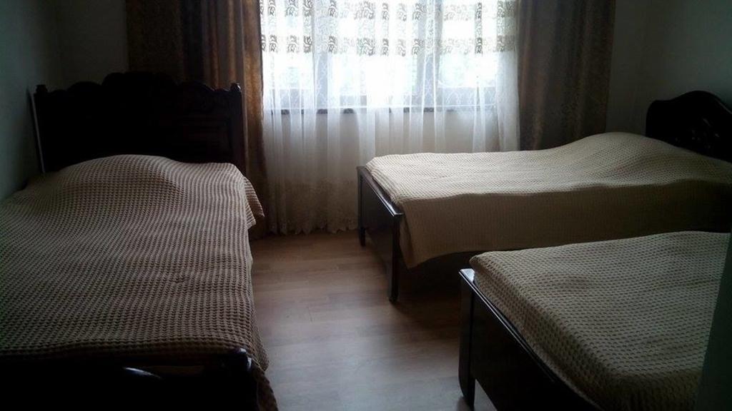 Guest House 巴统 外观 照片