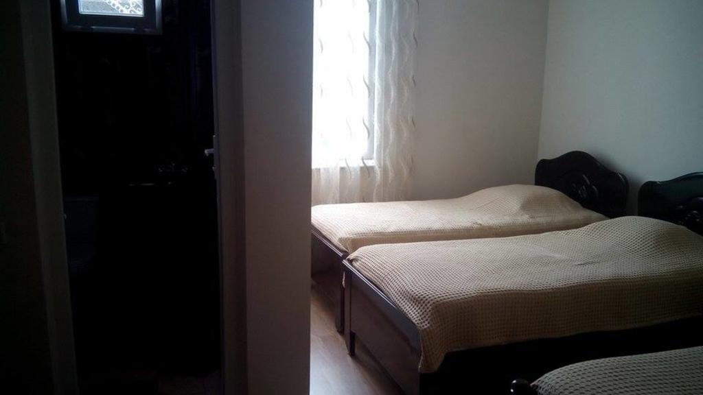 Guest House 巴统 外观 照片